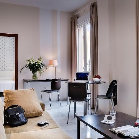 Apartamentos Las Cruces Sevilla Dış mekan fotoğraf