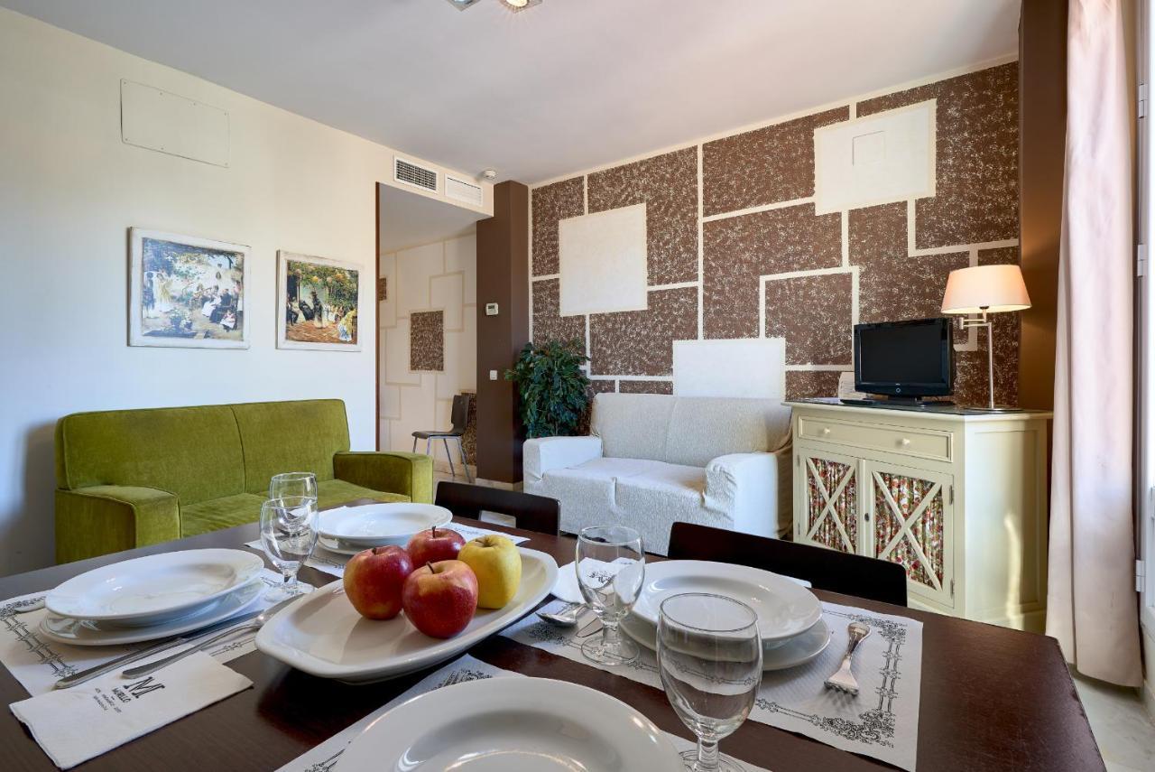 Apartamentos Las Cruces Sevilla Dış mekan fotoğraf