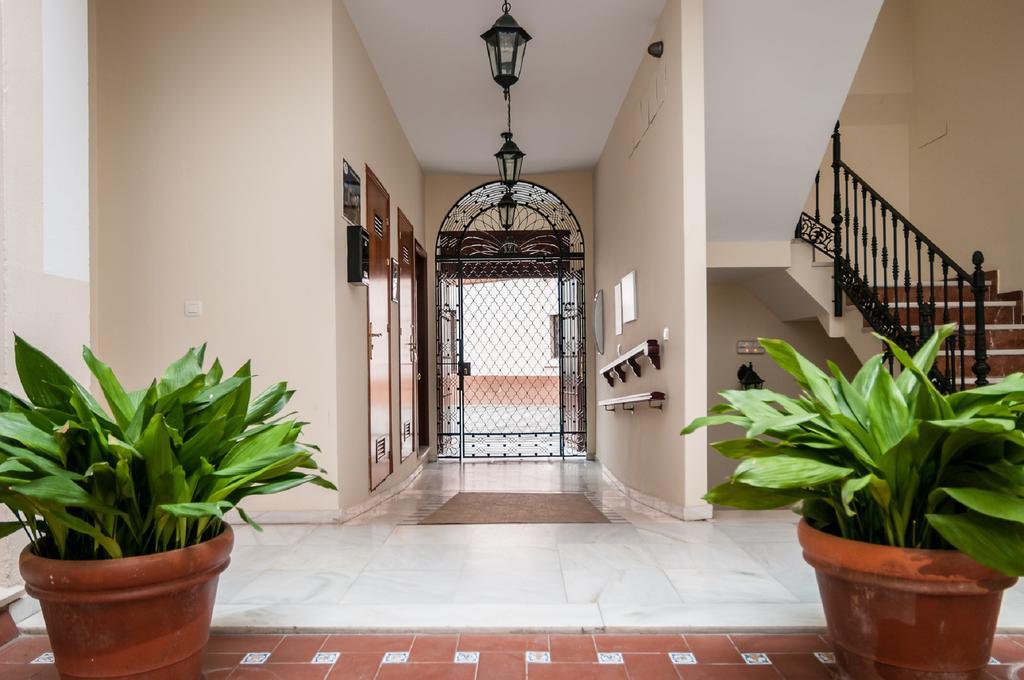 Apartamentos Las Cruces Sevilla Dış mekan fotoğraf